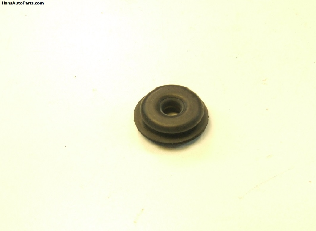 171823395 $5 OEM VW Audi Rubber Isolator Beetle Golf Jetta Passat