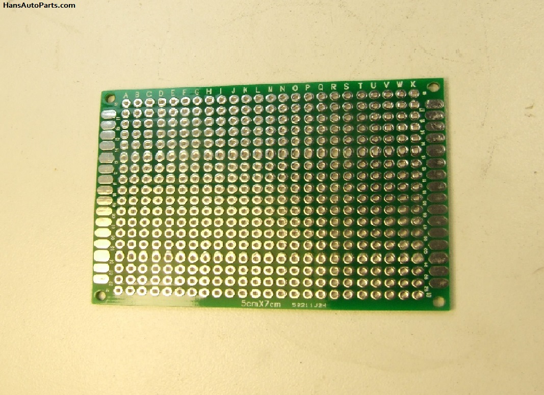 ROT919059A Electronic Breadboard / Blank Circuit Board 5cm x 7cm