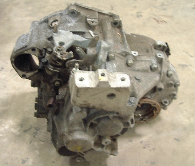 02M301103D $860 OEM VW Used 6 Speed Transmission Golf Jetta Beetle This ...